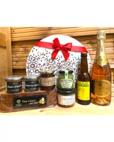 panier garni Saveurs du Noël, assortiment de produits artisanaux lorrains